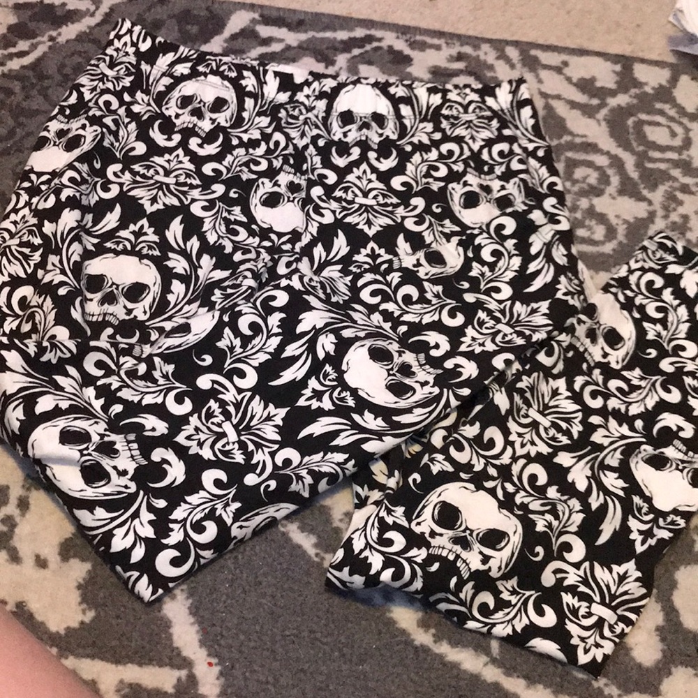Skull pants